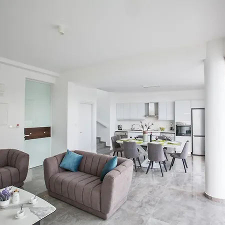 Вилла Oli Vine *