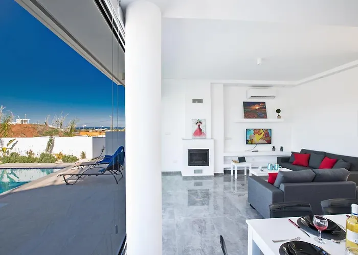 Vilă Oli Vine Protaras