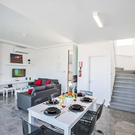 Oli Vine ヴィラ *