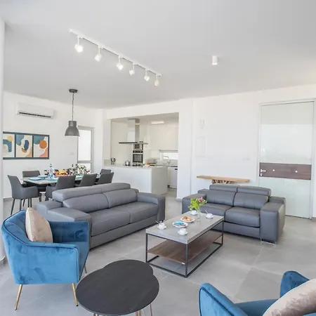 Villa Oli Vine Protarász