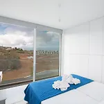 Oli Vine プロタラス